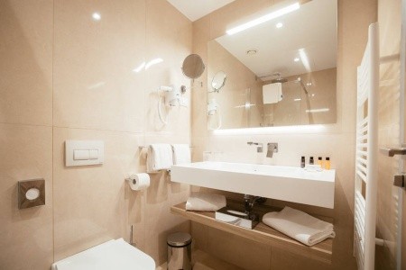 Slovinsko Portorož Riviera 8 dňový pobyt Polpenzia Vlastná March 2026 ( 1/03/26- 8/03/26)