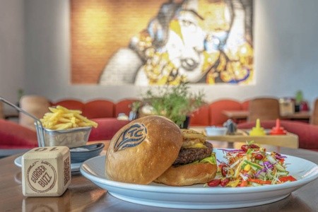 The Three Corners Sunny Beach Resort - 27