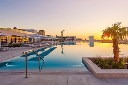 Grécko Rodos Lindos Grand Resort & Spa 11 dňový pobyt Polpenzia Letecky Letisko: Praha June 2026 (24/06/26- 4/07/26)