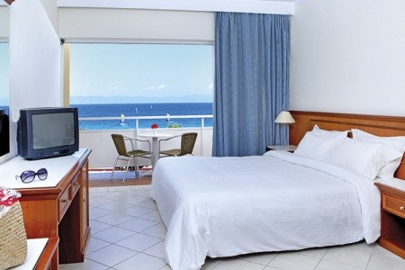 Sunshine Rhodes - 16