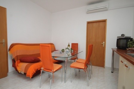 Apartmány 3298-1923 - 2