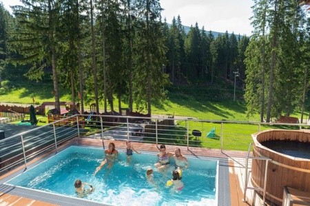 Ski & Wellness Residence Družba
