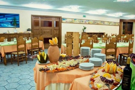 Taliansko Sardínia / Sardegna Parco Blu Club Resort 8 dňový pobyt Raňajky Vlastná September 2026 (19/09/26-26/09/26)