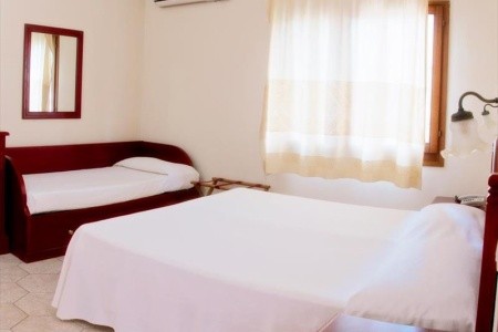 Taliansko Sardínia / Sardegna Parco Blu Club Resort 8 dňový pobyt Raňajky Vlastná September 2026 (19/09/26-26/09/26)