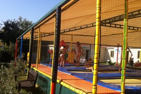 Side Star Resort - 37