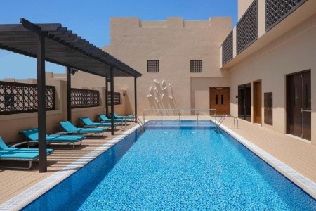 Spojené arabské emiráty Dubaj Hyatt Place Dubai Wasl District 10 dňový pobyt Raňajky Letecky Letisko: Budapešť April 2027 ( 5/04/27-14/04/27)