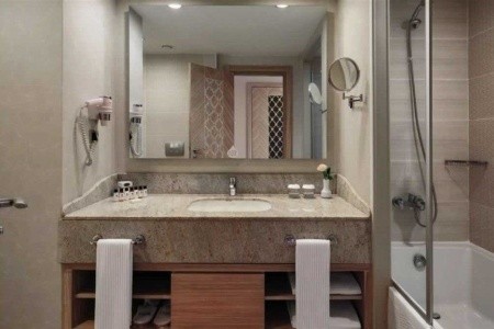 Royal Alhambra Palace - 9