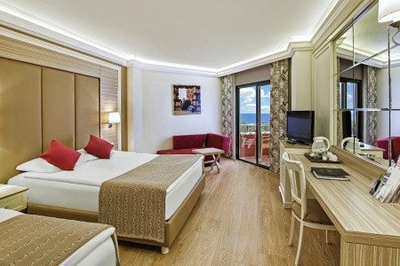 Turecko Turecká riviéra Delphin Deluxe Resort 4 dňový pobyt Ultra All inclusive Letecky Letisko: Praha August 2026 ( 6/08/26- 9/08/26)