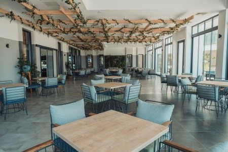 Seashell Resort & Spa - 11