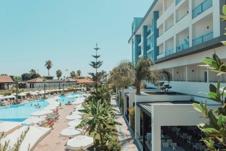 Seashell Resort & Spa - 15