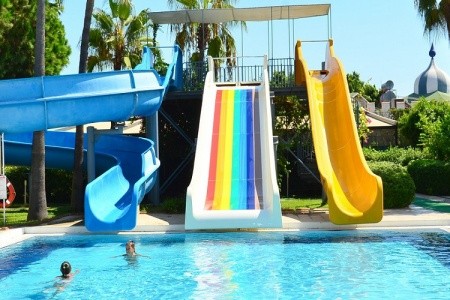 Insula Resort - 4