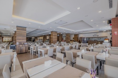 Fore Resort & Spa - 80