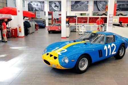 Po Stopách Ferrari Autobusom – Modena A Maranello - 3