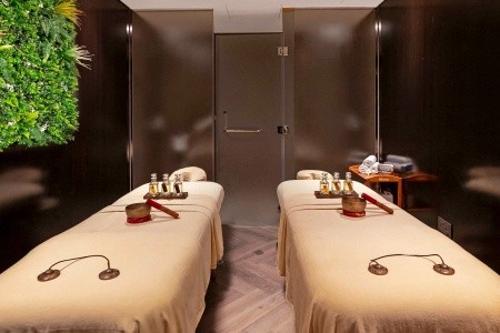 Spojené arabské emiráty Dubaj The First Collection Dubai Marina 8 dňový pobyt Polpenzia Letecky Letisko: Praha March 2026 (31/03/26- 7/04/26)