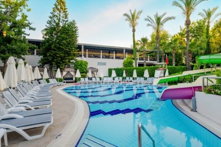 Turecko Antalya Delphin Diva Premiere 14 dňový pobyt Ultra All inclusive Letecky Letisko: Praha June 2026 (13/06/26-26/06/26)