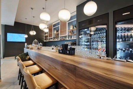 Aminess Vival Maestral - 20