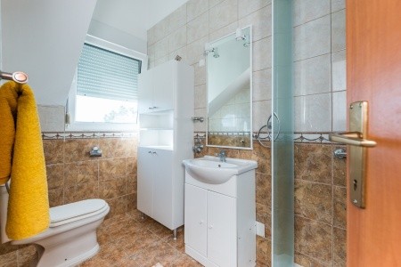 Chorvátsko Severná Dalmácia Apartmány 3298-3609 8 dňový pobyt Bez stravy Vlastná July 2026 (20/07/26-27/07/26)