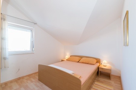 Chorvátsko Severná Dalmácia Apartmány 3298-3609 8 dňový pobyt Bez stravy Vlastná July 2026 (20/07/26-27/07/26)