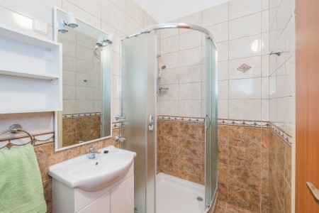 Chorvátsko Severná Dalmácia Apartmány 3298-3609 8 dňový pobyt Bez stravy Vlastná July 2026 (20/07/26-27/07/26)