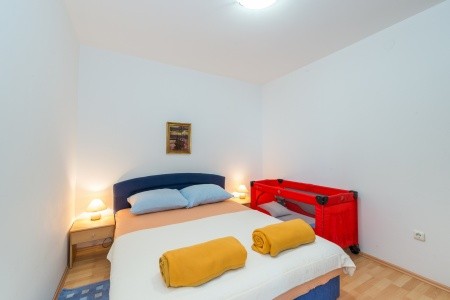 Chorvátsko Severná Dalmácia Apartmány 3298-3609 8 dňový pobyt Bez stravy Vlastná July 2026 (20/07/26-27/07/26)