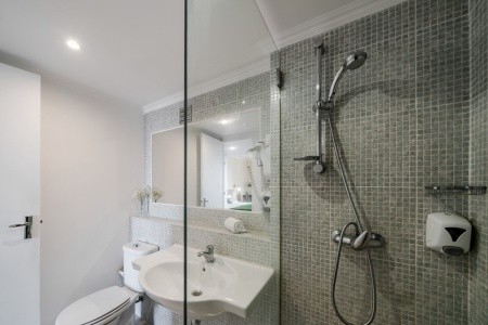 Madeira - turistika přes levády až k oceánu, odlet z Prahy - 49