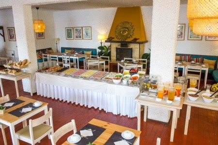 Madeira - turistika přes levády až k oceánu, odlet z Prahy - 53