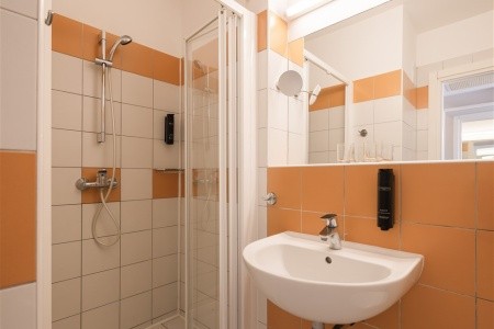 Aminess Lume (Ex. Feral) - 22