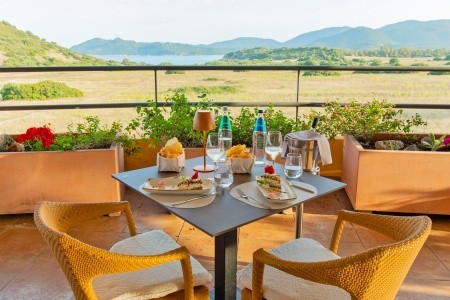 Taliansko Sardínia / Sardegna Sant'elmo Beach 11 dňový pobyt Plná penzia Letecky Letisko: Praha September 2026 (15/09/26-25/09/26)