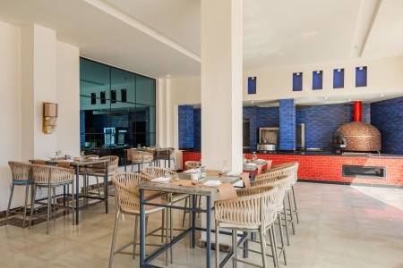 Egypt Hurghada Pickalbatros White Beach Resort 13 dňový pobyt All Inclusive Letecky Letisko: Praha May 2026 (11/05/26-23/05/26)