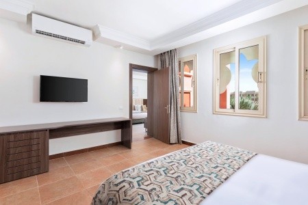 Egypt Hurghada Pickalbatros Albatros Palace 13 dňový pobyt All Inclusive Letecky Letisko: Praha May 2026 (23/05/26- 4/06/26)