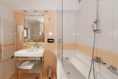 Resort Belvedere Hotel - 58