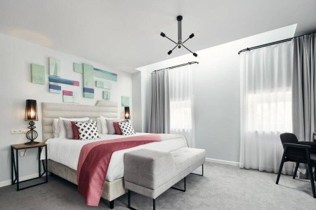 Poľsko Krakov Indigo Krakow - Old Town 7 dňový pobyt Bez stravy Vlastná April 2026 (24/04/26-30/04/26)