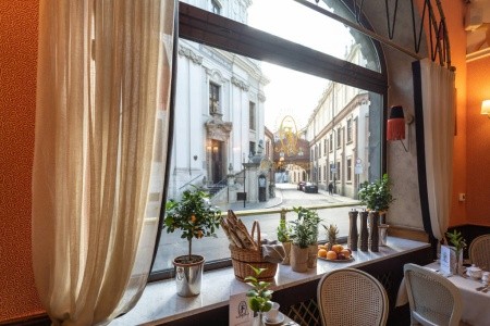 Poľsko Krakov Francuski 5 dňový pobyt Bez stravy Vlastná May 2026 (29/05/26- 2/06/26)