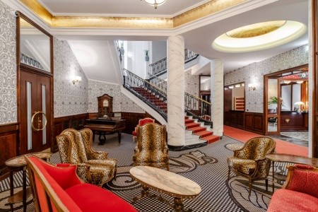 Poľsko Krakov Francuski 5 dňový pobyt Bez stravy Vlastná May 2026 (29/05/26- 2/06/26)