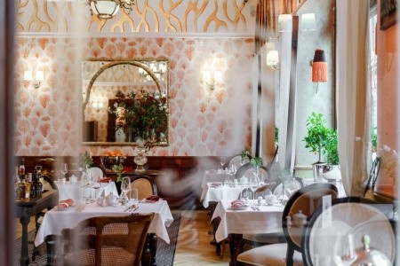 Poľsko Krakov Francuski 5 dňový pobyt Bez stravy Vlastná May 2026 (29/05/26- 2/06/26)