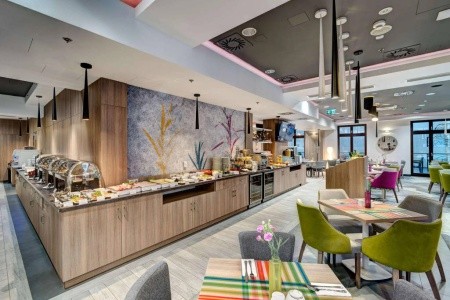 Poľsko Krakov Golden Tulip Krakow Kazimierz 2 dňový pobyt Raňajky Vlastná March 2026 ( 1/03/26- 2/03/26)