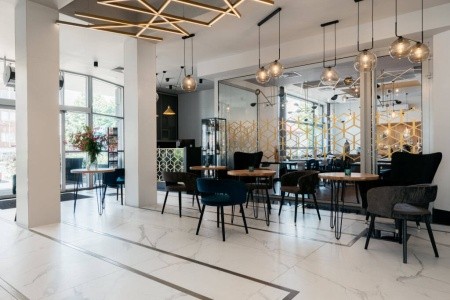 Poľsko Krakov Apis 7 dňový pobyt Raňajky Vlastná December 2025 (10/12/25-16/12/25)