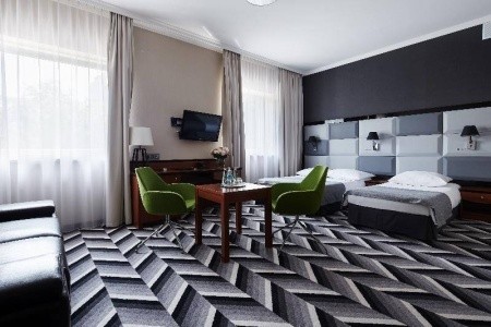 Poľsko Krakov Apis 7 dňový pobyt Raňajky Vlastná December 2025 (10/12/25-16/12/25)