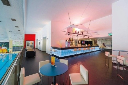 Slovensko Východné Slovensko Aquacity Seasons 8 dňový pobyt Raňajky Vlastná February 2026 (13/02/26-20/02/26)