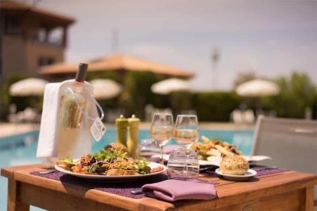 Best Western Plus Hôtel La Marina - 5