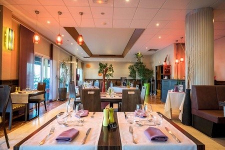 Best Western Plus Hôtel La Marina - 18