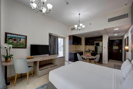 Spojené arabské emiráty Dubaj Royal Regency Suites 7 dňový pobyt Polpenzia Letecky Letisko: Praha April 2026 ( 9/04/26-15/04/26)