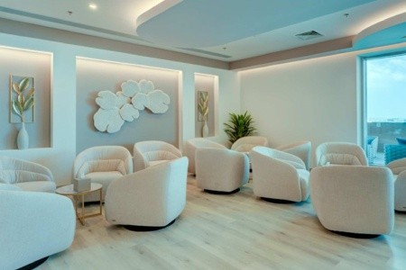 Maldivy Atol Ari Lily Beach Resort & Spa 12 dňový pobyt Ultra All inclusive Letecky Letisko: Viedeň June 2026 (21/06/26- 2/07/26)