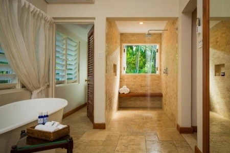 Round Hill & Villas - 13