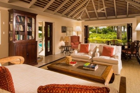 Round Hill & Villas - 19