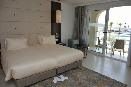 White Beach Resort - 13