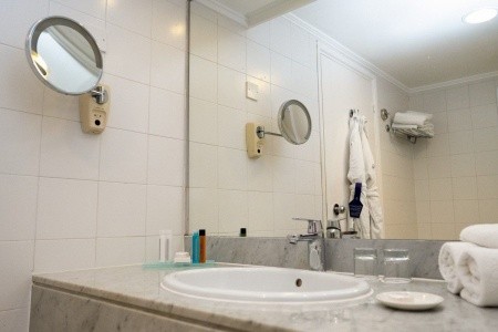 Coral Beach Hotel & Resort - 15