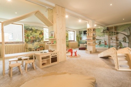 Slovensko Vysoké Tatry Arietes Marmont Resort Apartmány 5 dňový pobyt Raňajky Vlastná September 2026 (12/09/26-16/09/26)