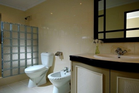 Berjaya Praslin Beach Resort - 12