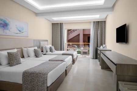 Egypt Hurghada Pickalbatros Aqua Park Resort Hurghada 15 dňový pobyt All Inclusive Letecky Letisko: Praha January 2026 ( 4/01/26-18/01/26)